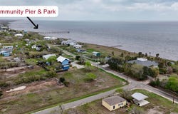 323 Copano, Bayside, TX 78340