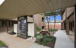 2917 HUNTER MILL Road, OAKTON, VA 22124