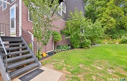30 Stonegate Circle, Branford, CT 06405