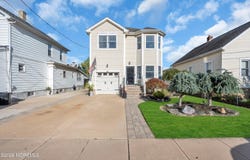 17 Center Street, South River, NJ 08882