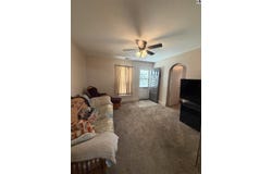 932 E 9th Ave, Hutchinson, KS 67501