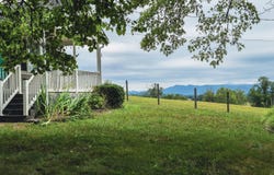 98 CLAYTOR Ln, Glasgow, VA 24555