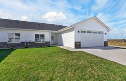 455 Autumn Lane, Cedar Falls, IA 50613