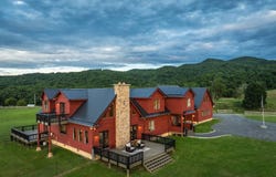 829 Skaggs Road, Wolfcreek, WV 24993