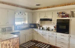 1400 Garland St, Plainview, TX 79072