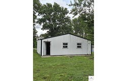 307 E Ohio Street, Clinton, MO 64735