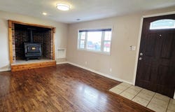703 E Jackson Street, Marshfield, MO 65706
