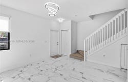 957 NE 211th St, Miami, FL 33179