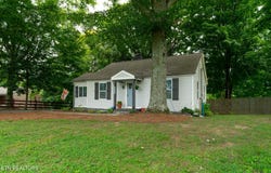 504 Sinking Springs Rd, Clinton, TN 37716