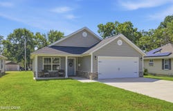 606 Webb Street, Duenweg, MO 64841