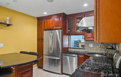 67 Albury Way, North Brunswick, NJ 08902