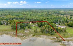 8868 LL Road, Rapid River, MI 49878