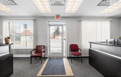 813 E LINCOLNWAY, Cheyenne, WY 82001