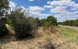 383 Pierce Road, Henrietta, TX 76365