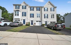 1815 HONEYSUCKLE CT, DOWNINGTOWN, PA 19335