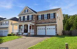 18506 QUANTICO GATEWAY Drive, TRIANGLE, VA 22172