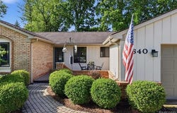 640 Longfellow Drive, Troy, MI 48085