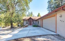697 Jaynes Drive, Grants Pass, OR 97527