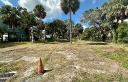 193 2nd St, Cedar Key, FL 32625