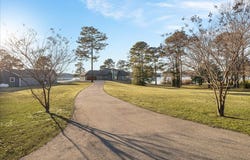 400 Sunny Shores, Hemphill, TX 75948