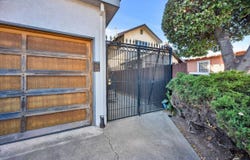 1640 104Th Ave, Oakland, CA 94603