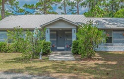 127 Putnal St, Carrabelle, FL 32322