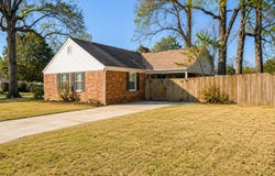 4980 DEE Rd, Memphis, TN 38117