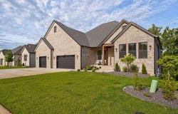 6019 S Dollison Avenue, Springfield, MO 65810
