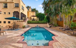 322 ROEBLING Road S, BELLEAIR, FL 33756