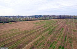 495 E OREGON Road, LITITZ, PA 17543