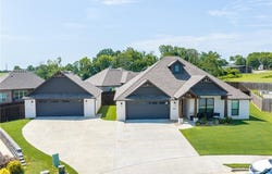2823 Marissa CT, Van Buren, AR 72956