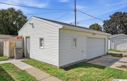 1904 Avenue B, Council Bluffs, IA 51501