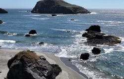 17199 S PASSLEY Rd, Brookings, OR 97415