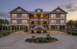 104 3RD Avenue E, Horseshoe Beach, FL 32648