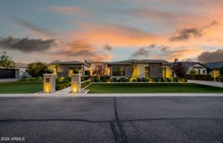 2665 E HUMMINGBIRD Way, Gilbert, AZ 85297