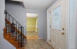 94 Ava Lane, Buffalo, NY 14221