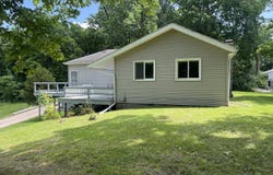 9961 Marshall Road, Olivet, MI 49076