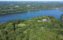 Cherokee Road, Glasgow, KY 42156