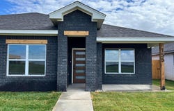 155 PRICKLY PEAR Lane, Cactus, TX 79013