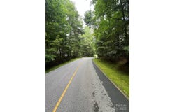 GREENLEAF Drive, Flat Rock, NC 28731