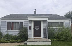 23805 Cushing Avenue, Eastpointe, MI 48026