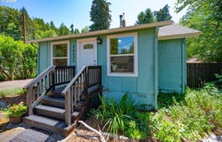 74225 LONDON Rd, CottageGrove, OR 97424