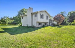 2642 Blake Road, Wadsworth, OH 44281