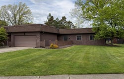19224 Idlewood Trail, Strongsville, OH 44149