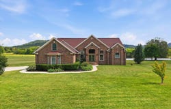 95 Cedar Trace Drive, Hartselle, AL 35640