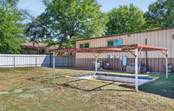 819 N Main St., Gladewater, TX 75647