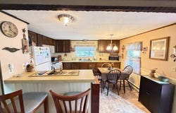 20 Windsor Dr, Westbrook, ME 04092