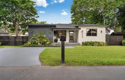 904 NW 6th Ter, Hallandale Beach, FL 33009