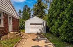 41 Jasper Drive, Amherst, NY 14226