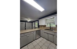 11312 Vine St, Shannon Hills, AR 72103